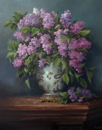 Lilac bouquet on the table